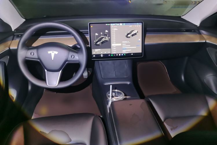 Used Tesla Model 3 2021 Standard Range Rear-Wheel Drive Upgraded Version 3D6 Center Console
