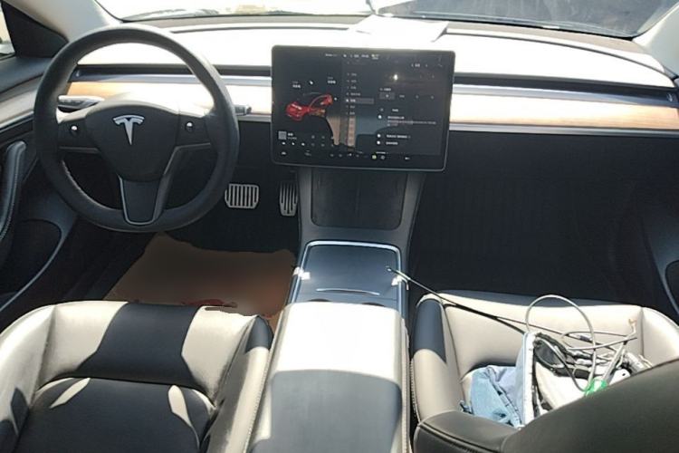Used Tesla Model 3 2021 Standard Range Rear-Wheel Drive Upgraded Version 3D6 Center Console