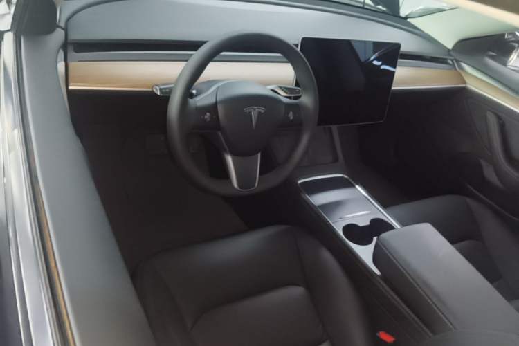 Used Tesla Model 3 2021 Standard Range Rear-Drive Upgraded Version Center Console