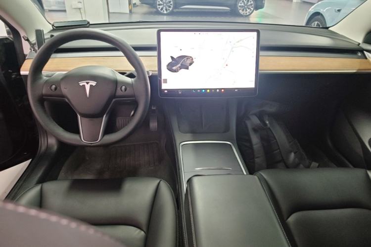 Used Tesla Model 3 2021 Standard Range Rear-Wheel Drive Upgraded Version 3D6 Center Console