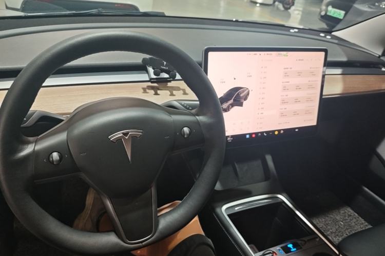Used Tesla Model 3 2021 Standard Range Rear-Wheel Drive Upgraded Version 3D6 Center Console