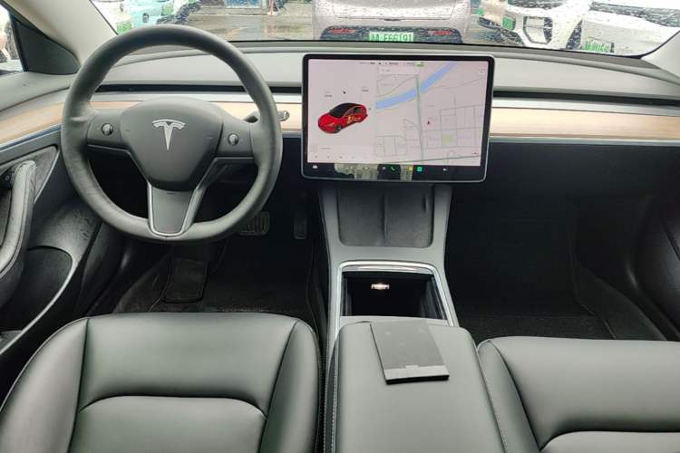 Used Tesla Model 3 2021 Revised Version Standard Range Rear-Wheel Drive Upgraded Edition 3D1 Center Console