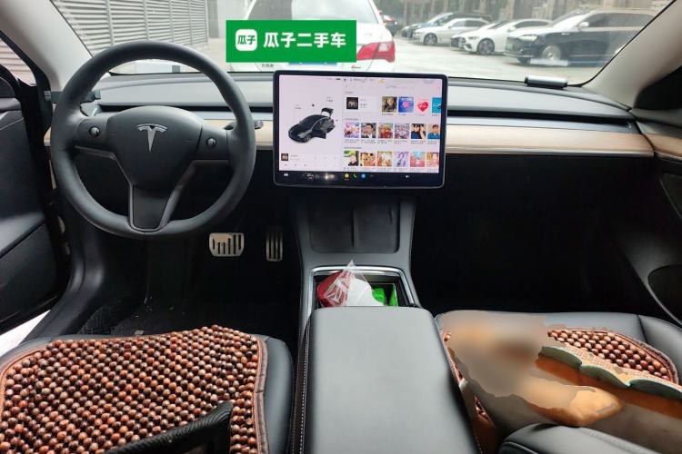 Used Tesla Model 3 2021 Performance High-Performance All-Wheel-Drive Version Center Console