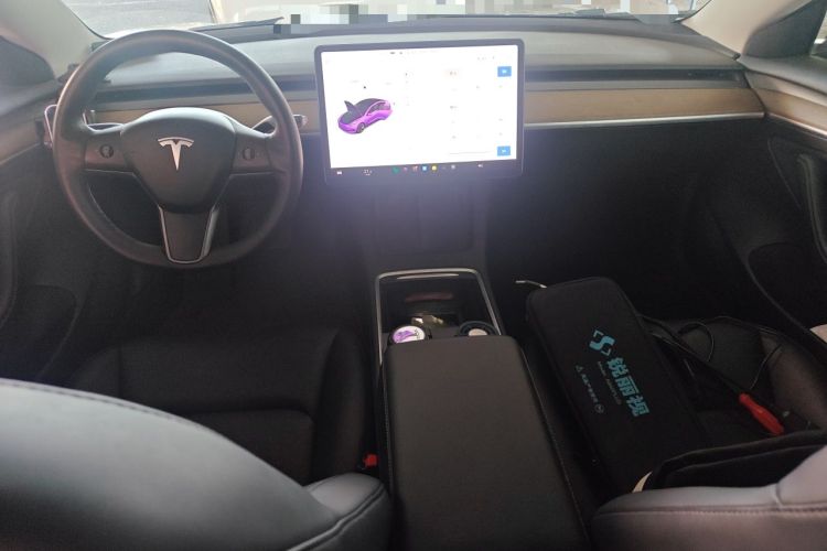 Used Tesla Model 3 2021 Revised Version Standard Range Rear-Wheel Drive Upgraded Edition 3D1 Center Console