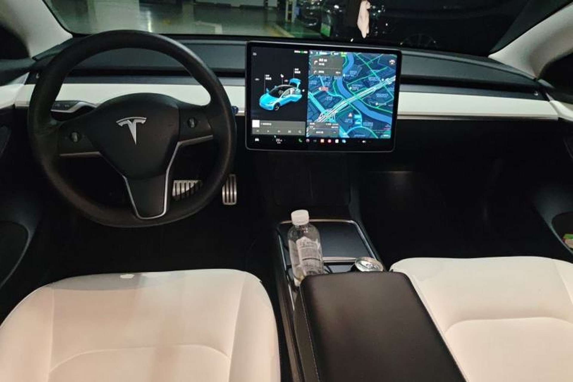 Used Tesla Model 3 2021 Performance High-Performance All-Wheel-Drive Version Center Console