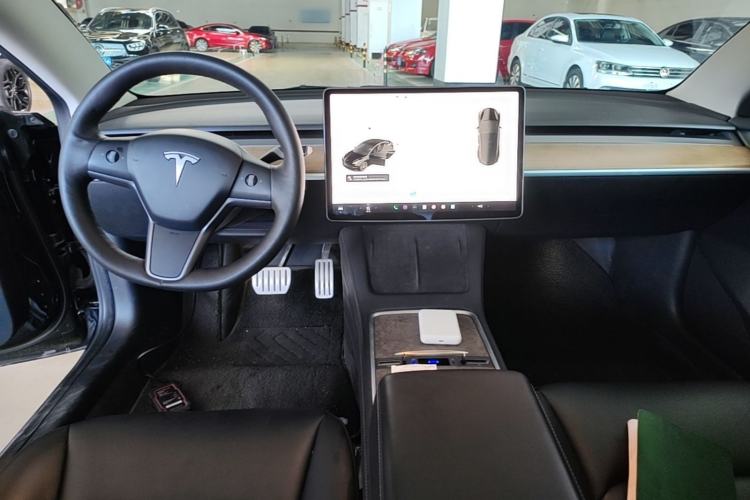Used Tesla Model 3 2021 Revised Performance Version with All-Wheel Drive 3D1 Center Console