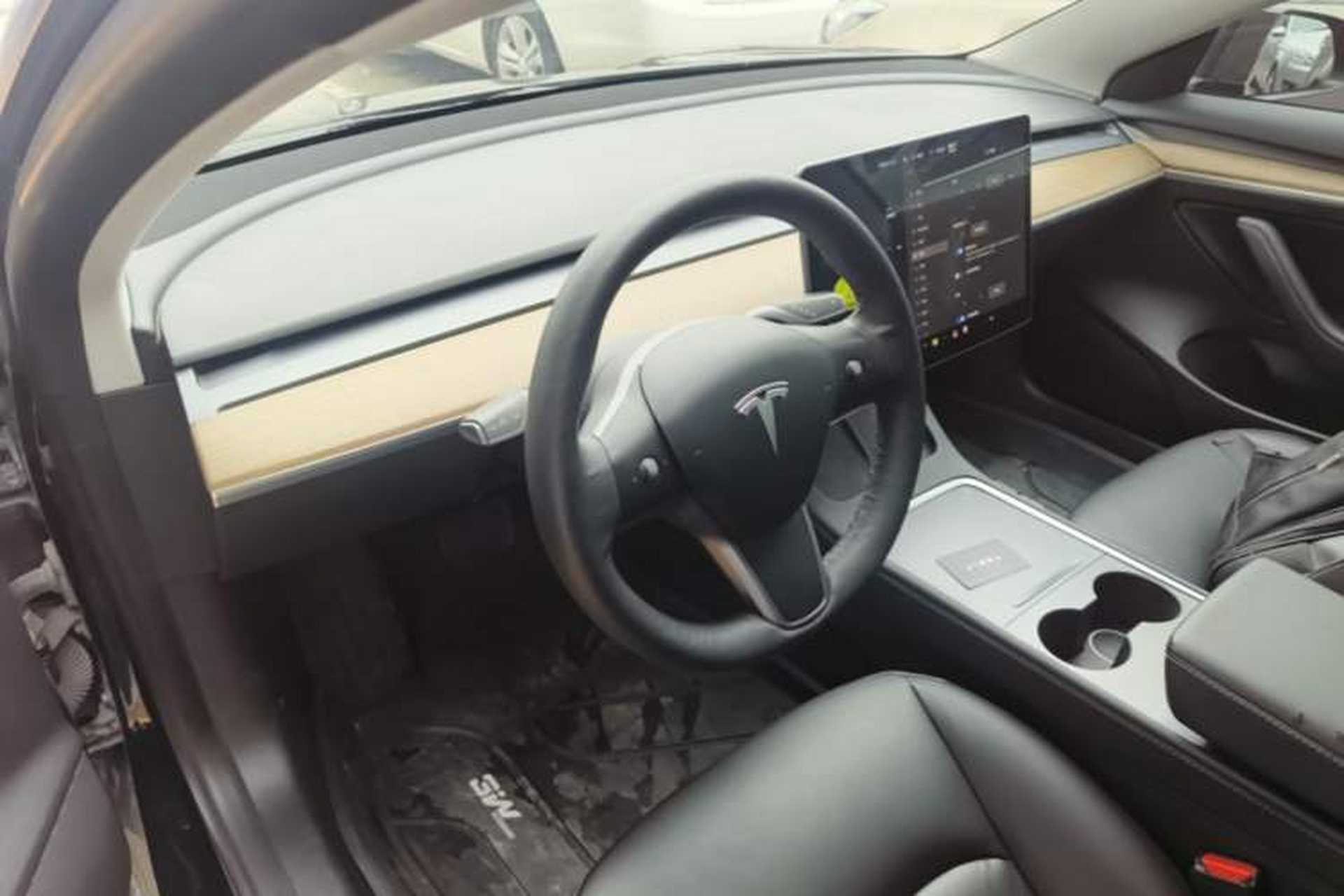 Used Tesla Model 3 2021 Standard Range Rear-Drive Upgraded Version Center Console