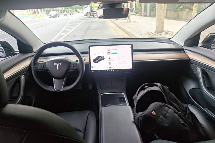 Used Tesla Model 3 2021 Revised Version Standard Range Rear-Wheel Drive Upgraded Edition 3D1 Center Console
