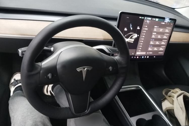 Used Tesla Model 3 2021 Standard Range Rear-Wheel Drive Upgraded Version 3D6 Center Console