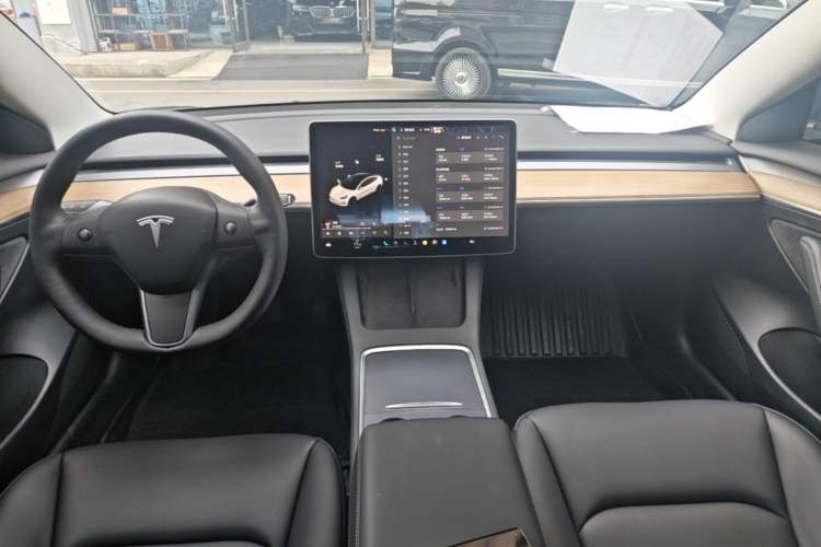 Used Tesla Model 3 2021 Revised Version Standard Range Rear-Wheel Drive Upgraded Edition 3D1 Center Console