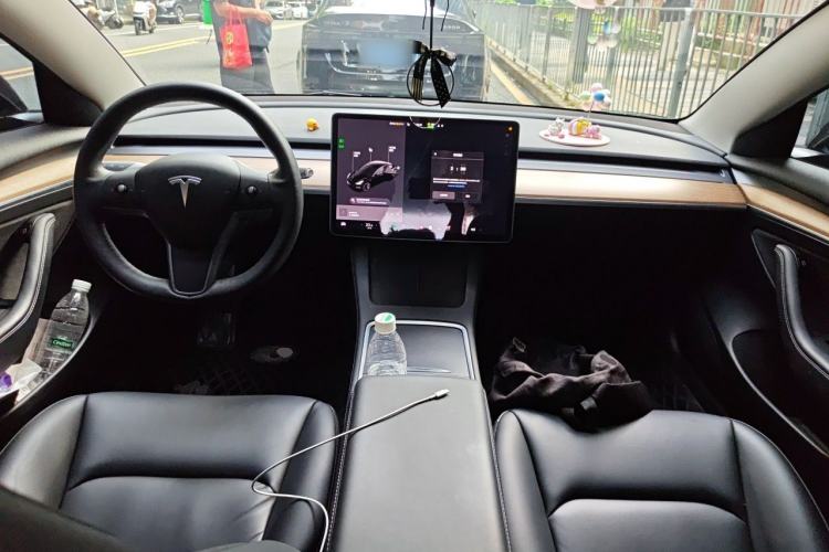 Used Tesla Model 3 2021 Standard Range Rear-Wheel Drive Upgraded Version 3D6 Center Console