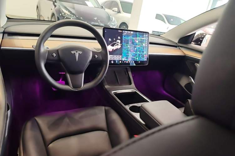 Used Tesla Model 3 2021 Standard Range Rear-Drive Upgraded Version Center Console