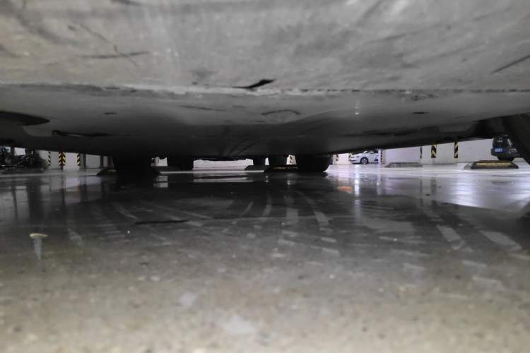 Used Tesla Model 3 2021 Standard Range Rear-Drive Upgraded Version Chassis Front