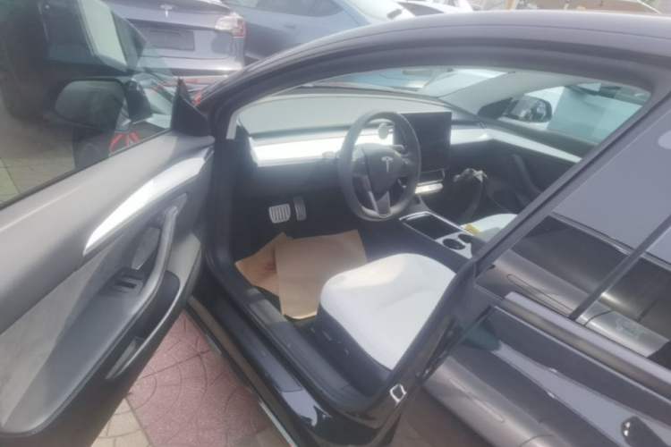 Used Tesla Model 3 2021 Performance High-Performance All-Wheel-Drive Version 3D6 Driver Seat