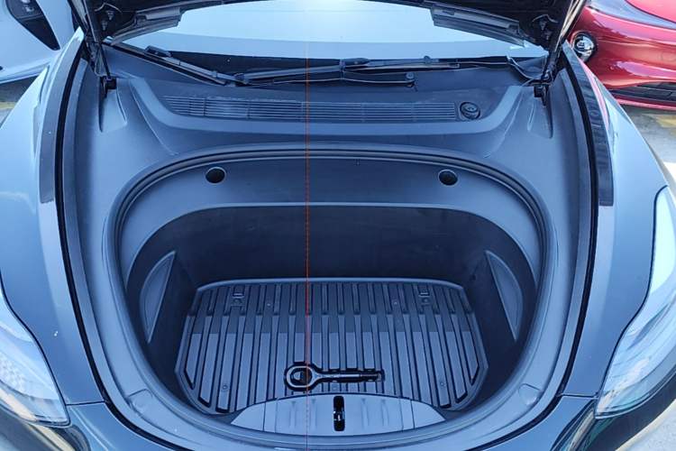 Used Tesla Model 3 2021 Performance High-Performance All-Wheel-Drive Version Engine Bay