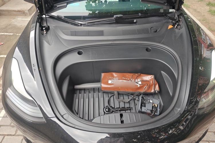 Used Tesla Model 3 2021 Revised Version II – Performance High-Performance All-Wheel-Drive Edition Engine Bay
