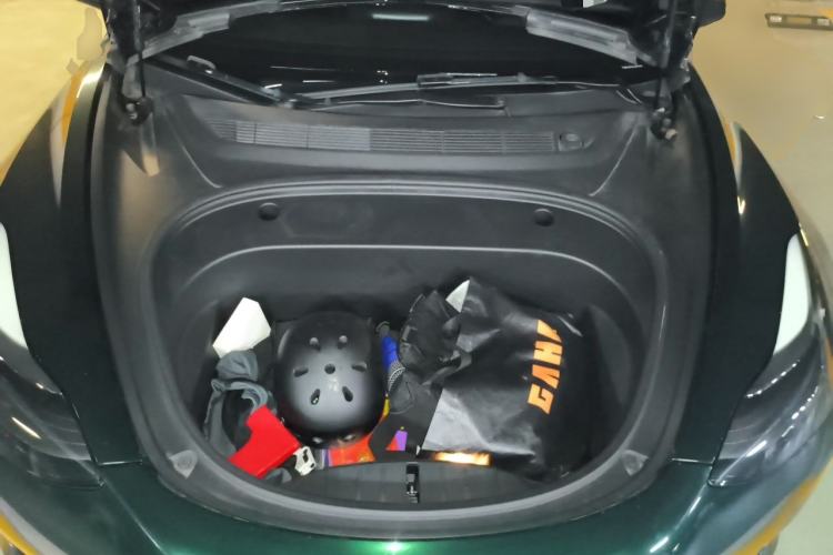 Used Tesla Model 3 2021 Revised Version II – Performance High-Performance All-Wheel-Drive Edition Engine Bay