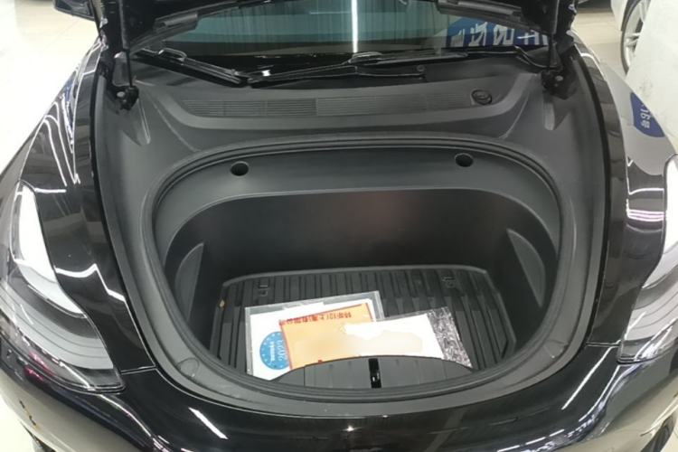 Used Tesla Model 3 2021 Revised Version II – Performance High-Performance All-Wheel-Drive Edition Engine Bay