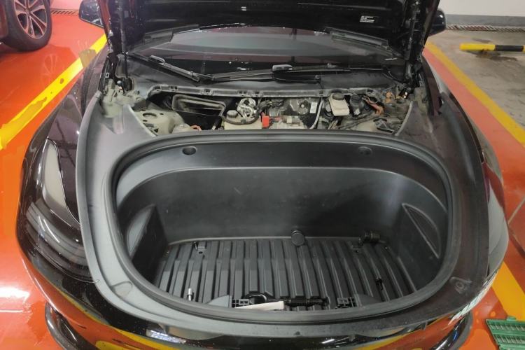 Used Tesla Model 3 2021 Revised Version II – Performance High-Performance All-Wheel-Drive Edition Engine Bay