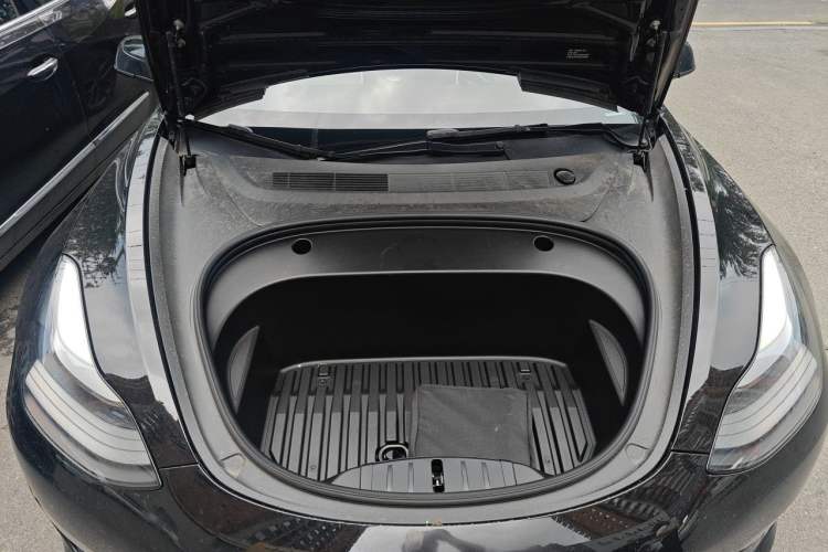 Used Tesla Model 3 2021 Performance High-Performance All-Wheel-Drive Version Engine Bay