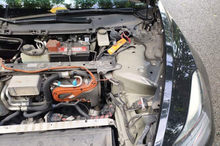 Used Tesla Model 3 2021 Standard Range Rear-Wheel Drive Upgraded Version 3D6 Engine Bay Left