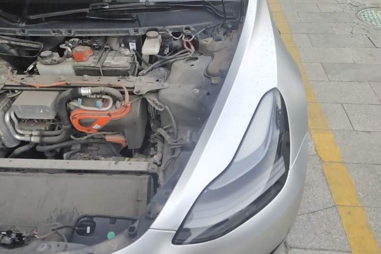 Used Tesla Model 3 2021 Performance High-Performance All-Wheel-Drive Version Engine Bay Left