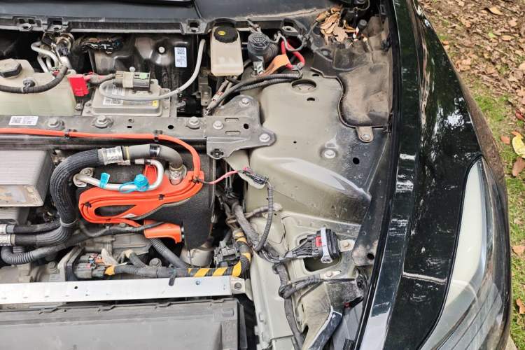 Used Tesla Model 3 2021 Revised Version II – Performance High-Performance All-Wheel-Drive Edition Engine Bay Left
