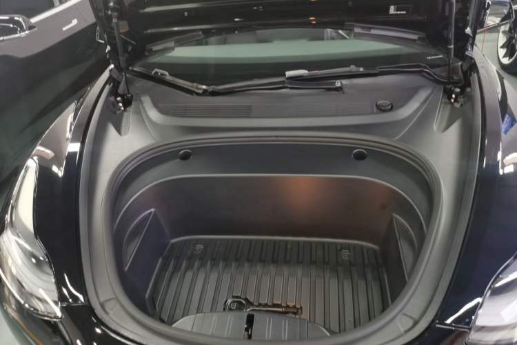 Used Tesla Model 3 2021 Standard Range Rear-Wheel Drive Upgraded Version 3D6 Engine Bay