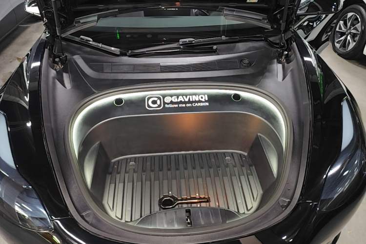 Used Tesla Model 3 2021 Revised Performance Version with All-Wheel Drive 3D1 Engine Bay