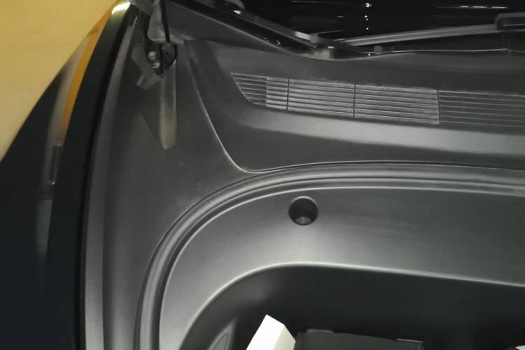 Used Tesla Model 3 2021 Revised Version II – Performance High-Performance All-Wheel-Drive Edition Engine Bay Right