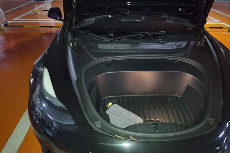 Used Tesla Model 3 2021 Standard Range Rear-Wheel Drive Upgraded Version 3D6 Engine Bay Right