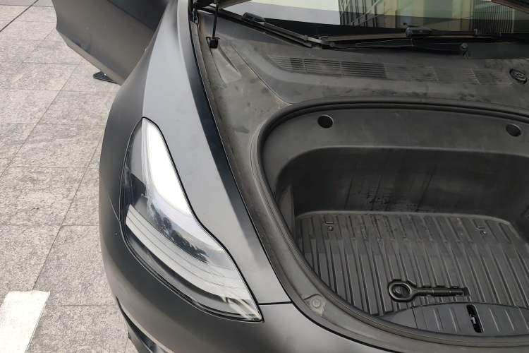 Used Tesla Model 3 2021 Performance High-Performance All-Wheel-Drive Version Engine Bay Right