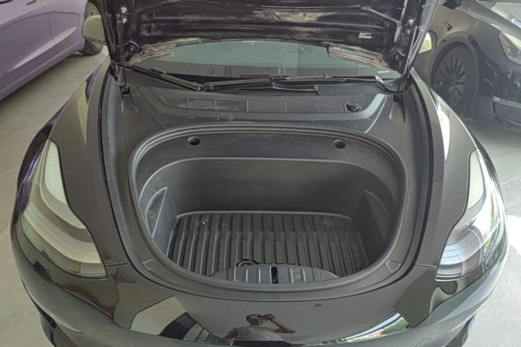 Used Tesla Model 3 2021 Revised Performance Version with All-Wheel Drive 3D1 Engine Bay