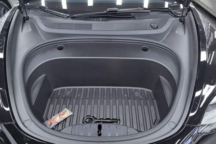 Used Tesla Model 3 2021 Standard Range Rear-Drive Upgraded Version Engine Bay