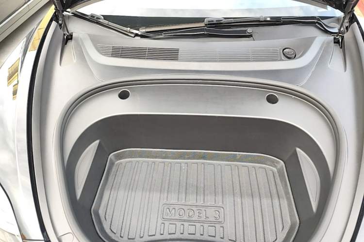 Used Tesla Model 3 2021 Performance High-Performance All-Wheel-Drive Version Engine Bay