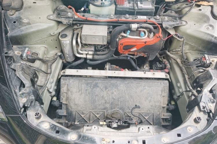 Used Tesla Model 3 2021 Standard Range Rear-Wheel Drive Upgraded Version 3D6 Engine Bay