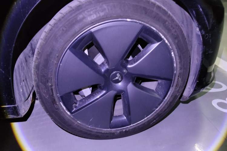 Used Tesla Model 3 2021 Standard Range Rear-Wheel Drive Upgraded Version 3D6 Exterior 1