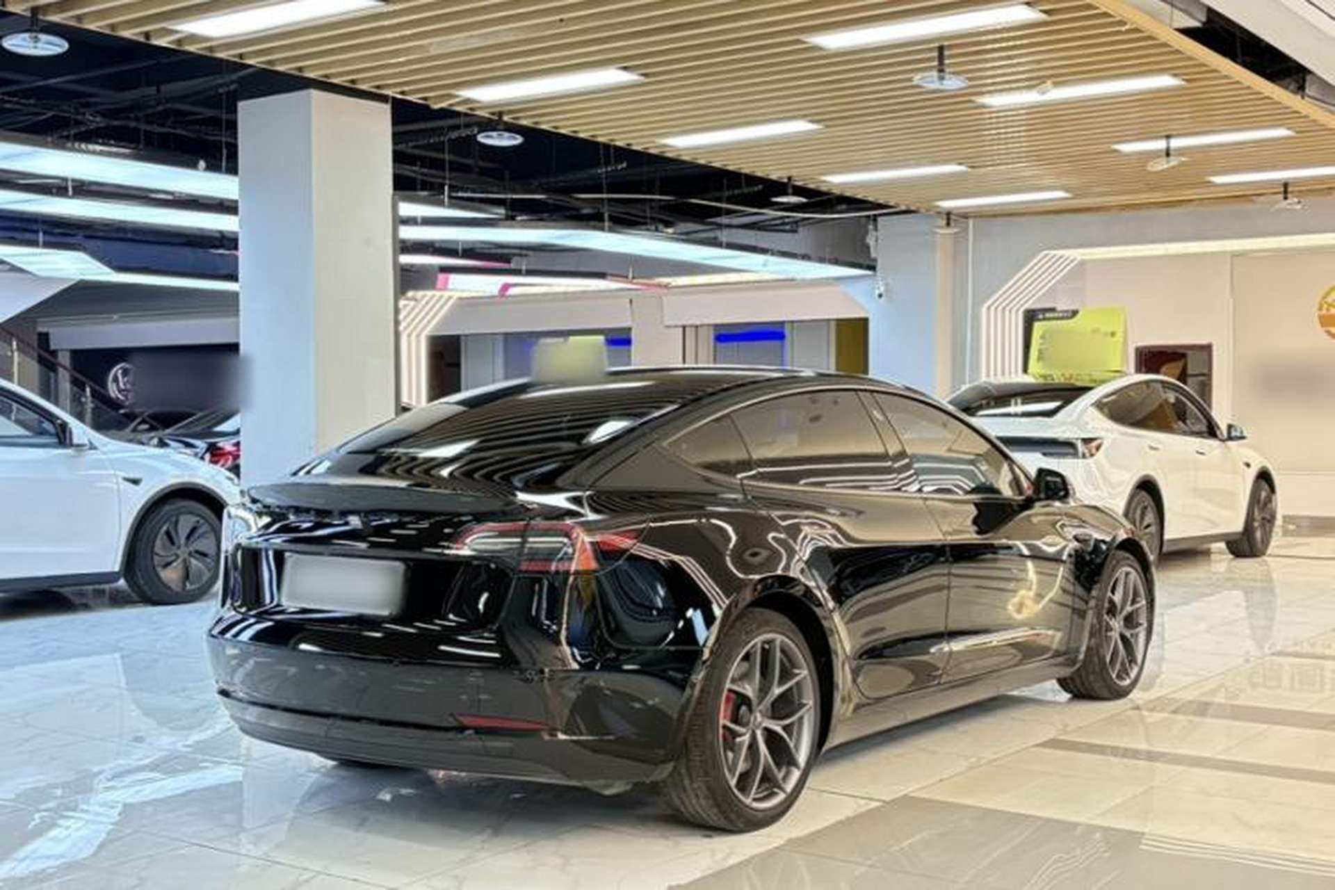Used Tesla Model 3 2021 Revised Version II – Performance High-Performance All-Wheel-Drive Edition Exterior 2