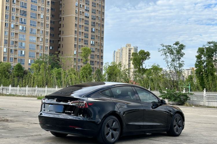 Used Tesla Model 3 2021 Standard Range Rear-Wheel Drive Upgraded Version 3D6 Exterior 2