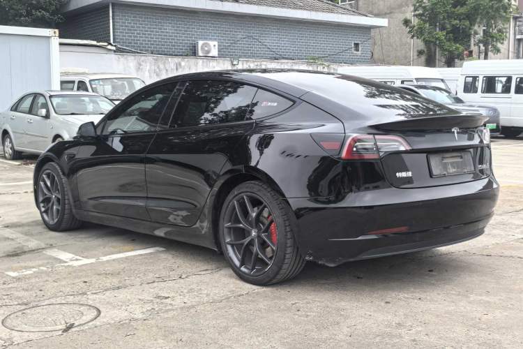 Used Tesla Model 3 2021 Performance High-Performance All-Wheel-Drive Version Exterior 4