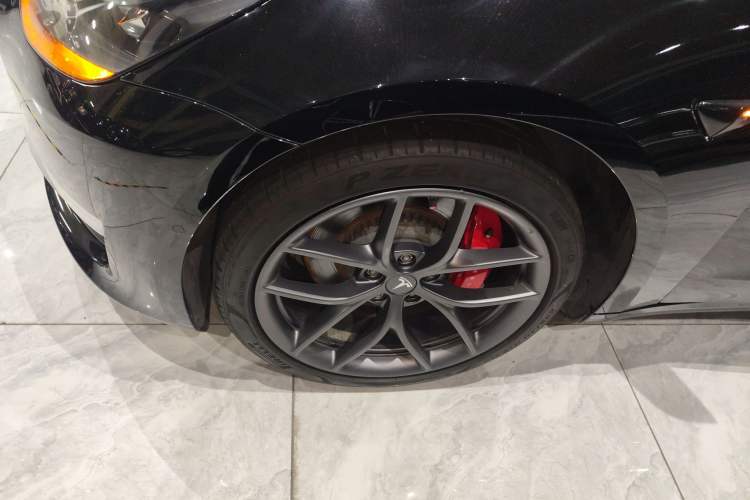 Used Tesla Model 3 2021 Performance High-Performance All-Wheel-Drive Version Exterior 4
