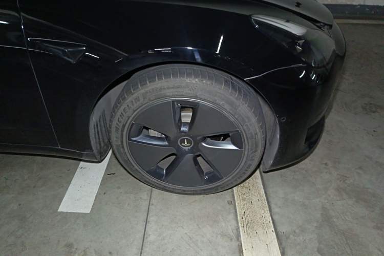 Used Tesla Model 3 2021 Standard Range Rear-Wheel Drive Upgraded Version 3D6 Exterior 7