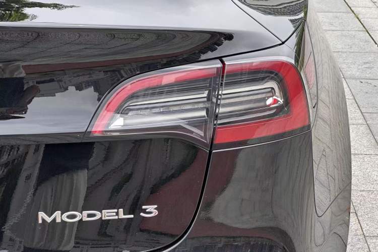 Used Tesla Model 3 2021 Standard Range Rear-Drive Upgraded Version Exterior 8