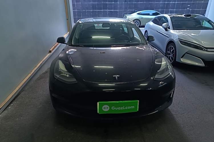 Used Tesla Model 3 2021 Revised Version II – Performance High-Performance All-Wheel-Drive Edition Front