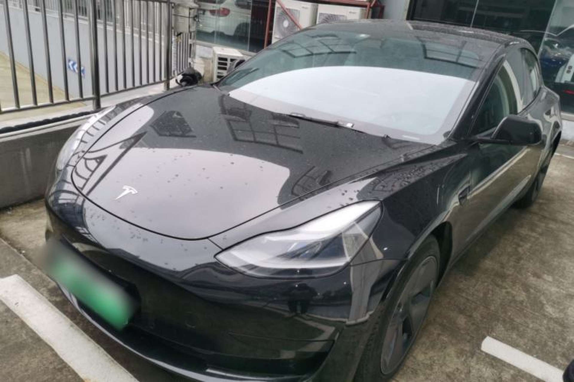 Used Tesla Model 3 2021 Standard Range Rear-Drive Upgraded Version Front Left 45 Deg