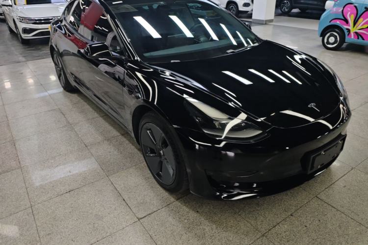 Used Tesla Model 3 2021 Standard Range Rear-Drive Upgraded Version Front Right 45 Deg
