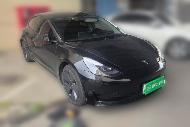 Used Tesla Model 3 2021 Standard Range Rear-Drive Upgraded Version Front Right 45 Deg