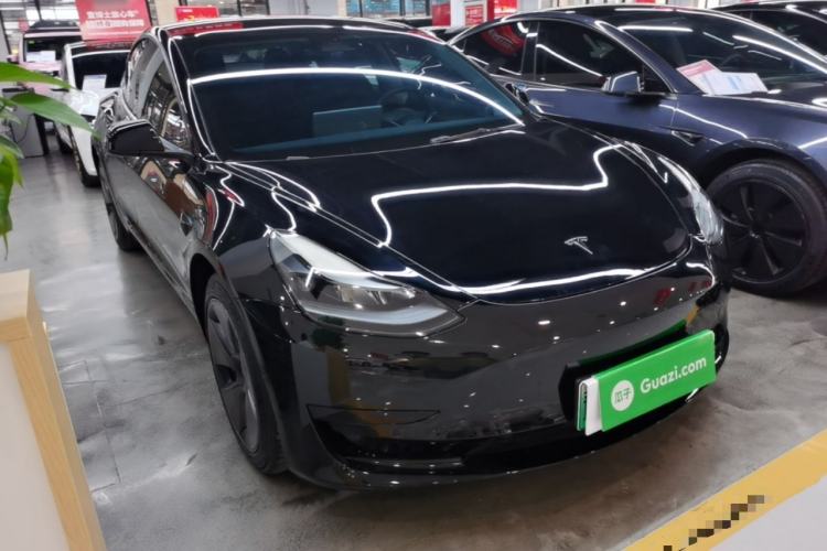 Used Tesla Model 3 2021 Standard Range Rear-Drive Upgraded Version Front Right 45 Deg