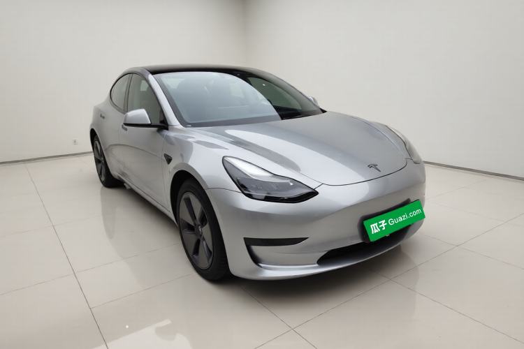 Used Tesla Model 3 2021 Standard Range Rear-Drive Upgraded Version Front Right 45 Deg