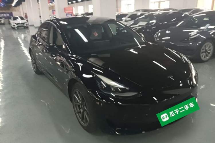 Used Tesla Model 3 2021 Standard Range Rear-Drive Upgraded Version Front Right 45 Deg